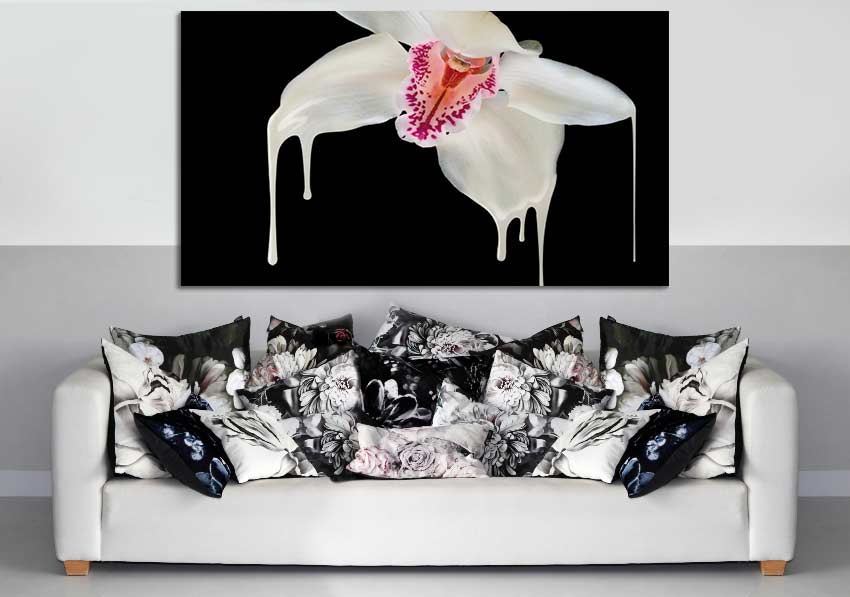 Black and white design canvas